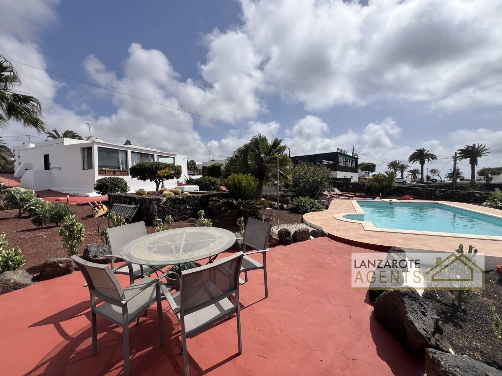 4 bedroom Villa for sale in Las Brenas - € 795,000 (Ref: 7971253)