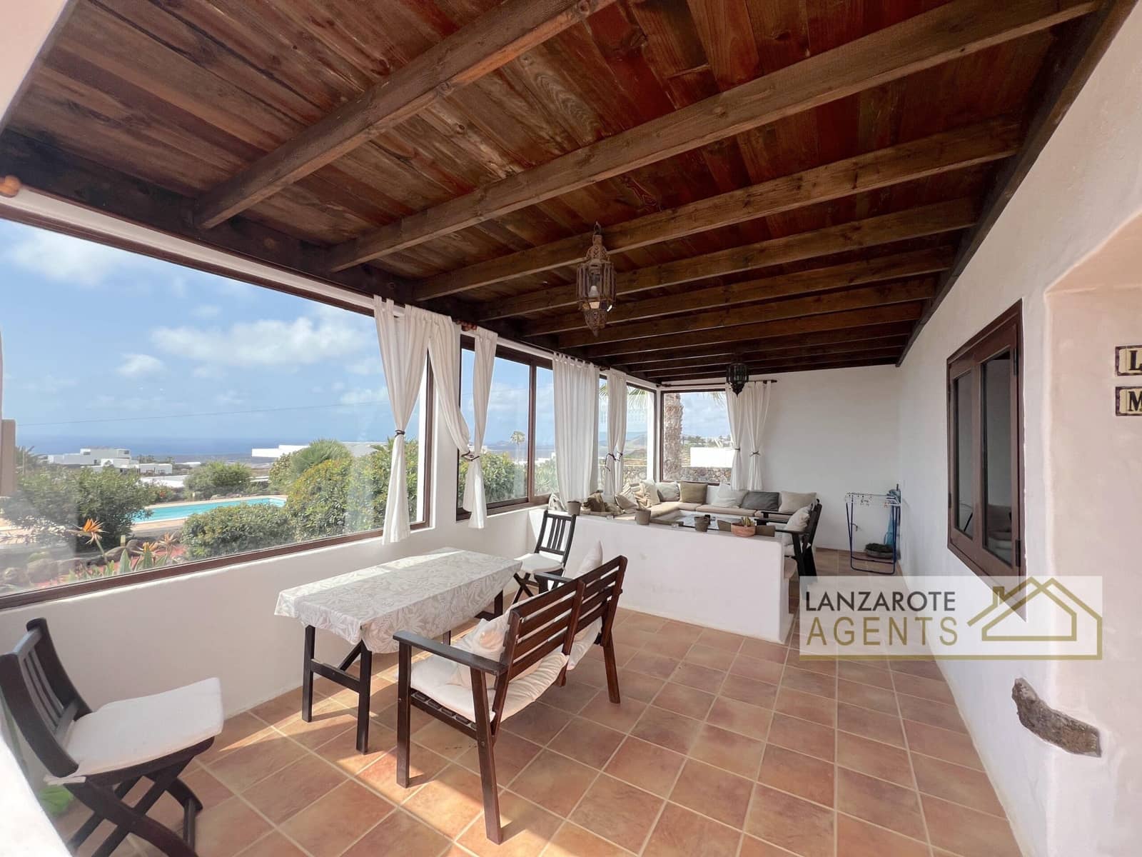 4 soverom Villa til salgs i Las Brenas med svømmebasseng - € 795 000 (Ref: 7971253)
