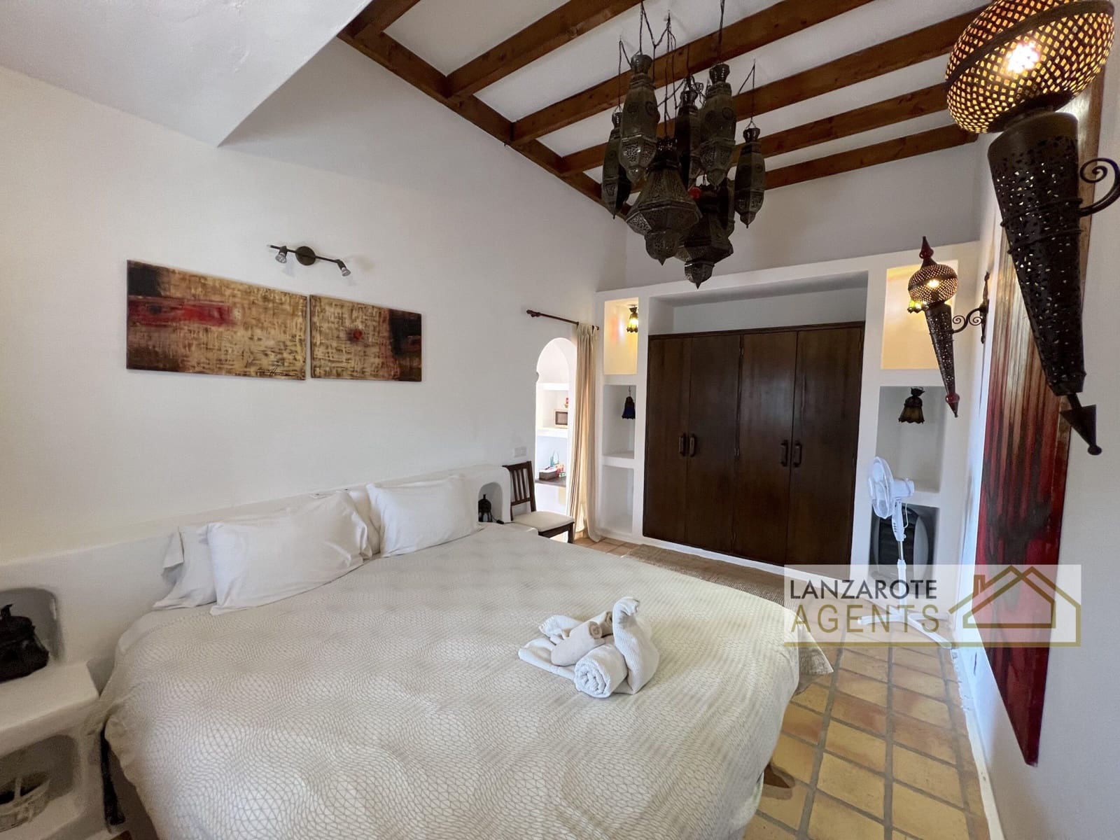 4 soverom Villa til salgs i Las Brenas med svømmebasseng - € 795 000 (Ref: 7971253)