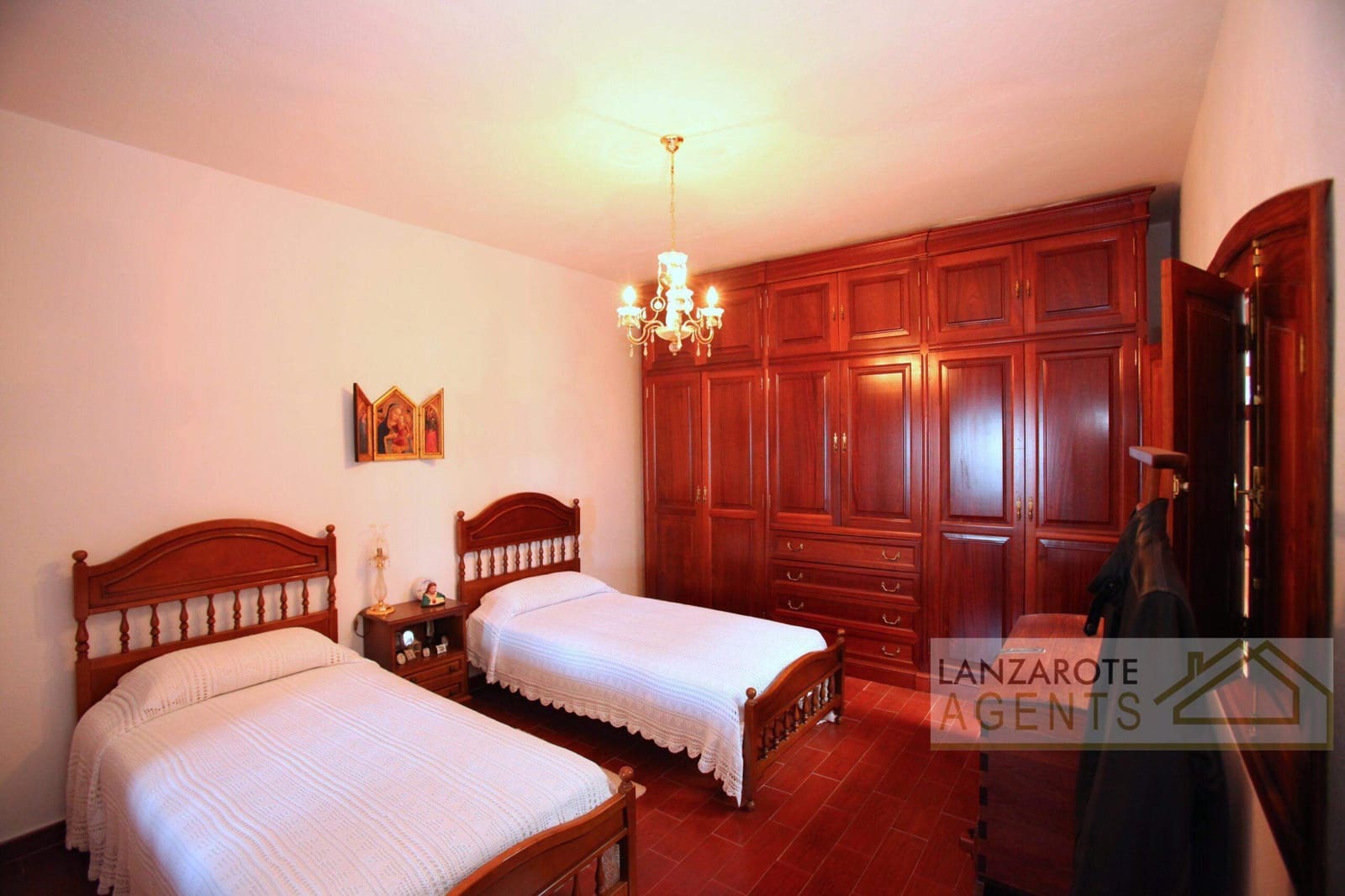 4 soveværelse Villa til salg i Macher med garage - € 850.000 (Ref: 8089962)