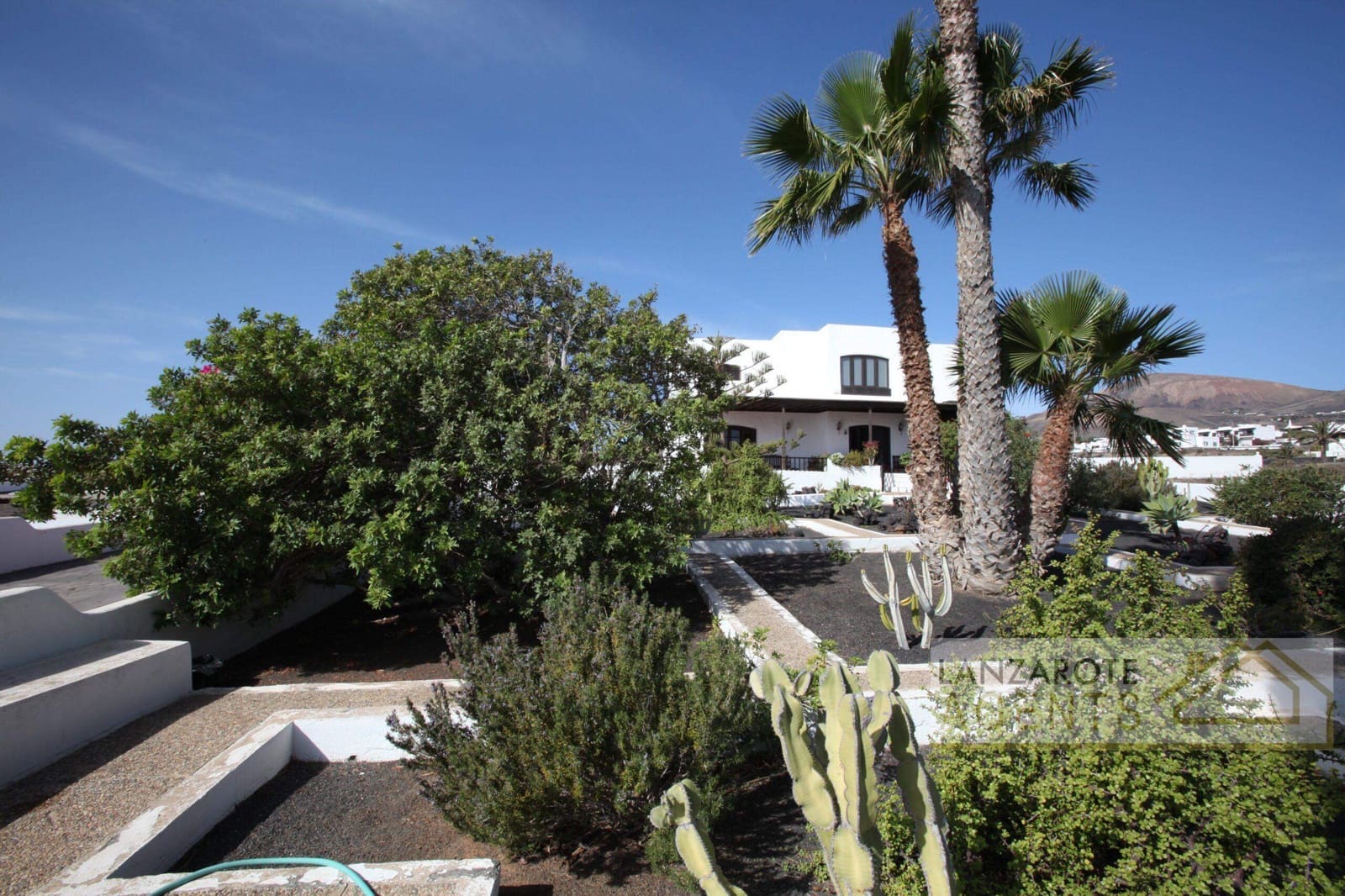 4 soveværelse Villa til salg i Macher med garage - € 850.000 (Ref: 8089962)