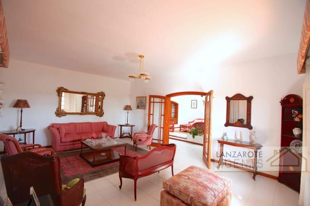 4 soveværelse Villa til salg i Macher, Tías med garage - € 850.000 (Ref: 8089962)