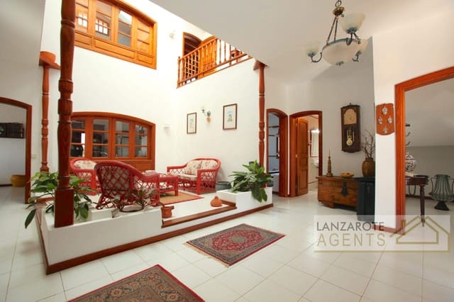 4 chambre Villa/Maison à vendre à Macher, Tías avec garage - 830 000 € (Ref: 8089962)