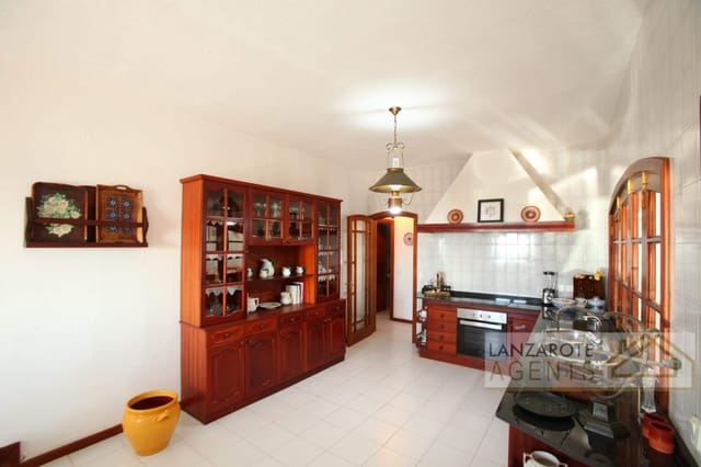 4 chambre Villa/Maison à vendre à Macher, Tías avec garage - 830 000 € (Ref: 8089962)