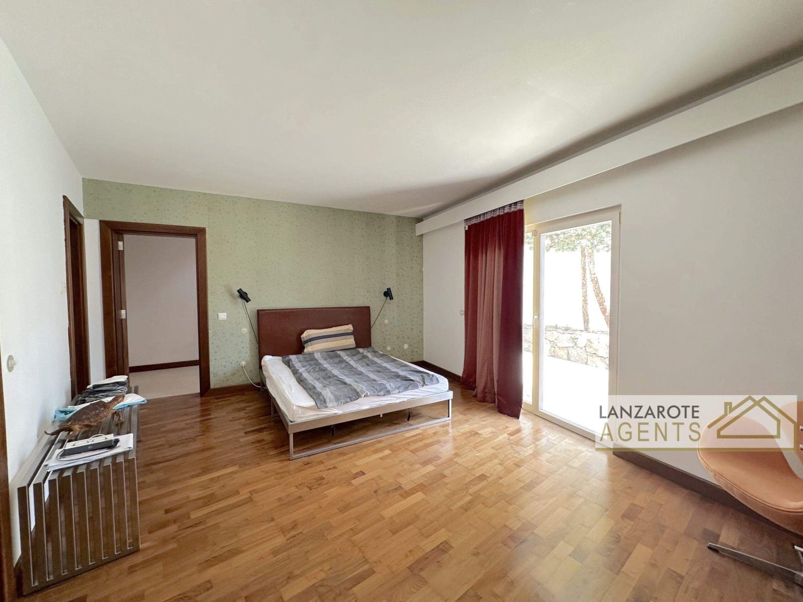 4 soveværelse Villa til salg i Puerto Calero med garage - € 1.800.000 (Ref: 8404304)