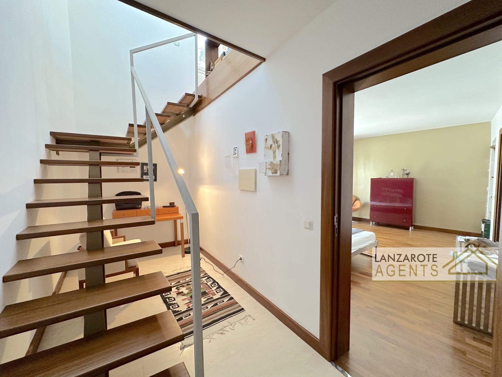 4 bedroom Villa for sale in Puerto Calero with garage - € 1,800,000 (Ref: 8404304)