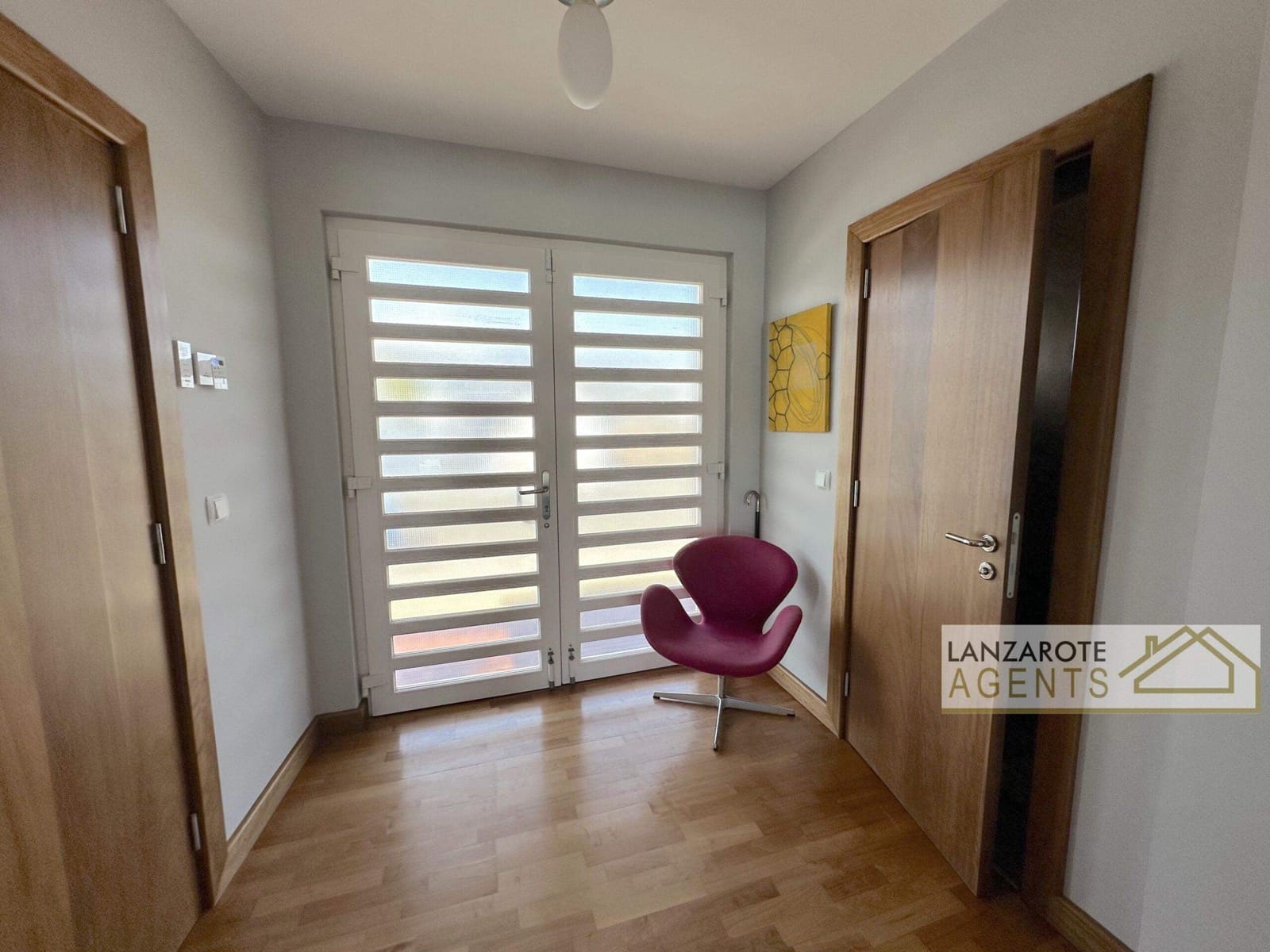 4 bedroom Villa for sale in Puerto Calero with garage - € 1,800,000 (Ref: 8404304)
