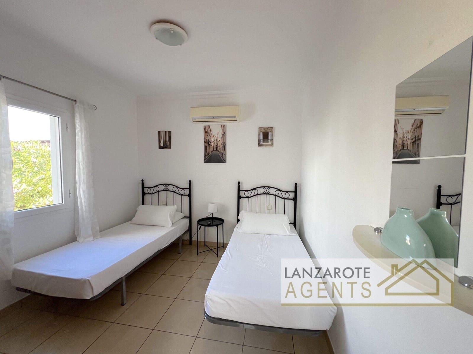 4 soveværelse Villa til salg i Playa Blanca - € 849.000 (Ref: 8637220)