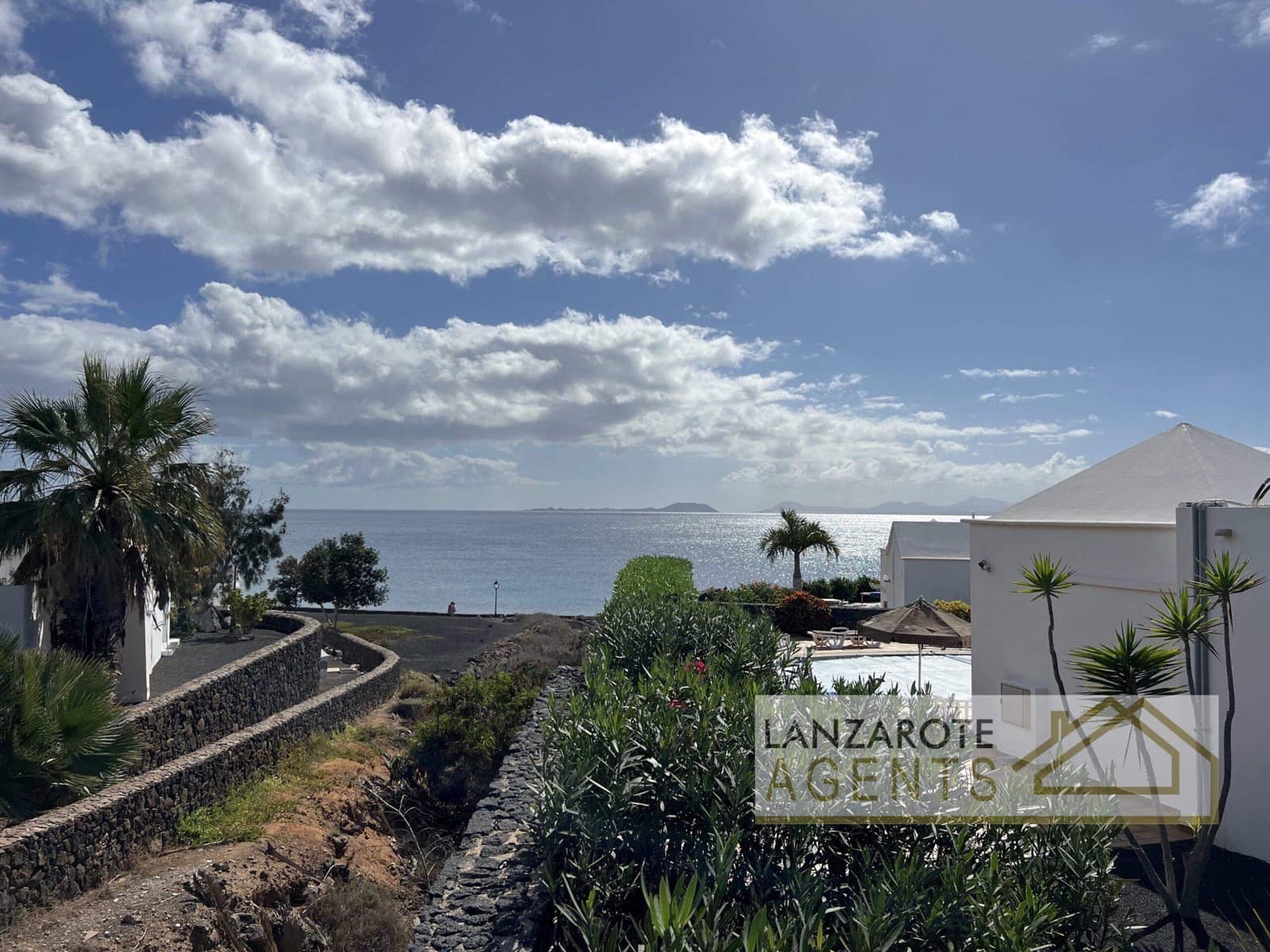 4 soveværelse Villa til salg i Playa Blanca - € 849.000 (Ref: 8637220)
