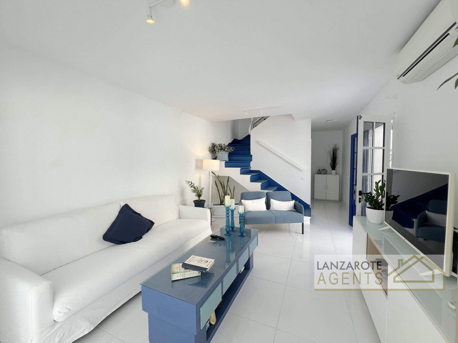 3 soverom Villa til salgs i Playa Blanca - € 497 000 (Ref: 8682687)