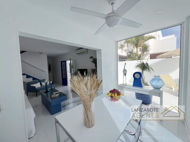 3 soverom Villa til salgs i Playa Blanca, Yaiza - € 497 000 (Ref: 8682687)