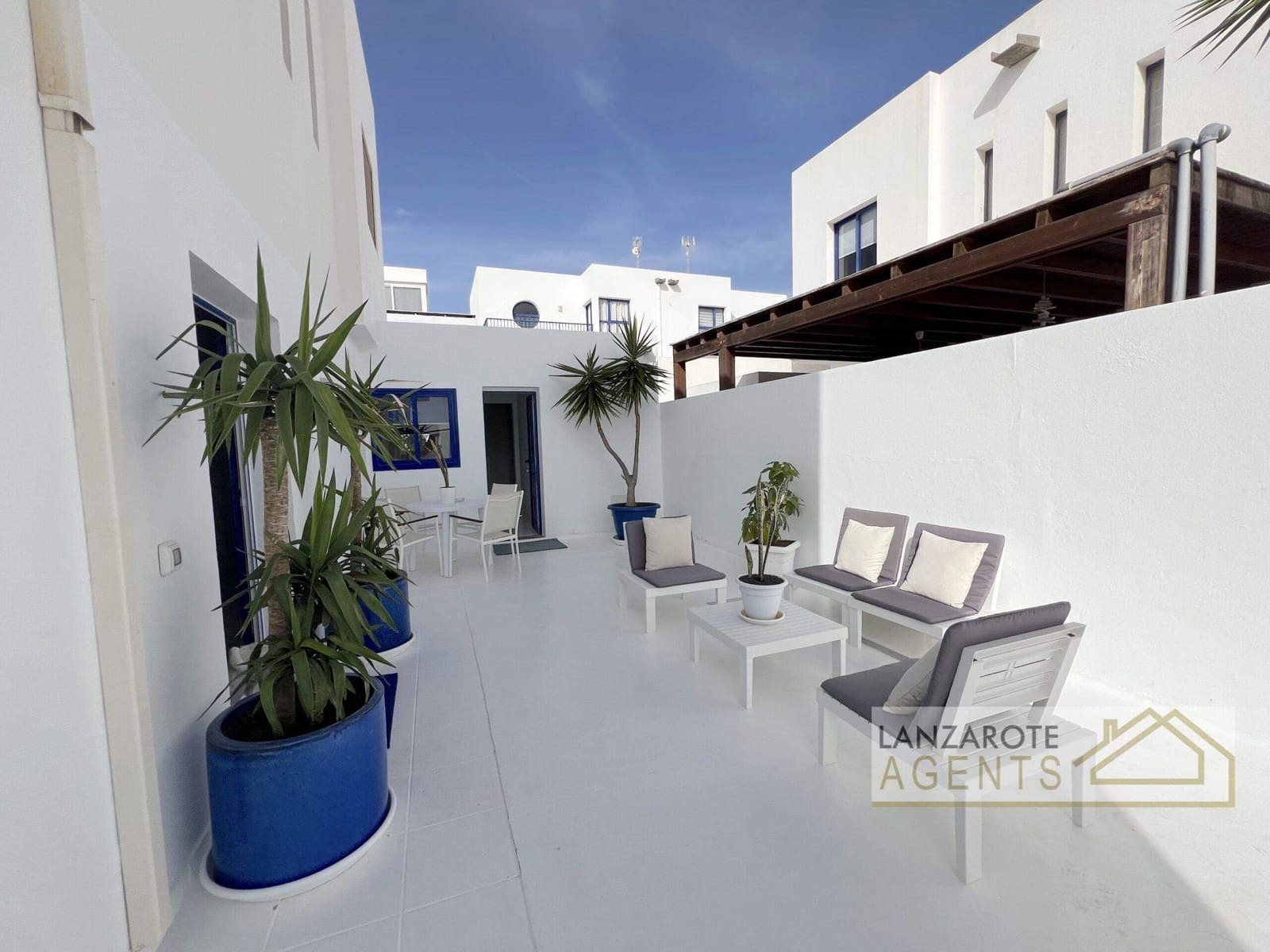 3 soverom Villa til salgs i Playa Blanca - € 497 000 (Ref: 8682687)