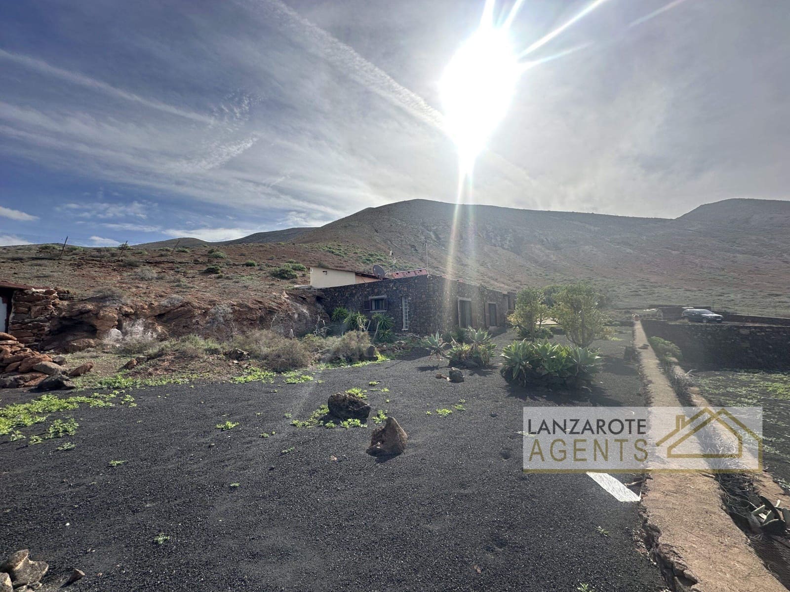 2 soveværelse Villa til salg i Tinajo - € 625.000 (Ref: 8735872)