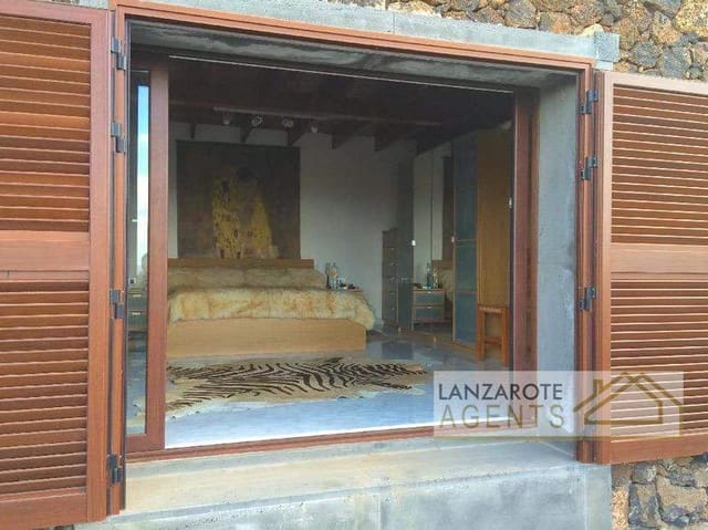 2 soveværelse Villa til salg i Tinajo - € 625.000 (Ref: 8735872)