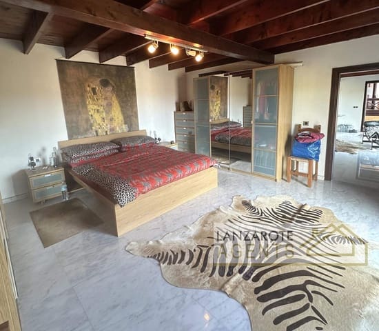 2 soveværelse Villa til salg i Tinajo - € 625.000 (Ref: 8735872)