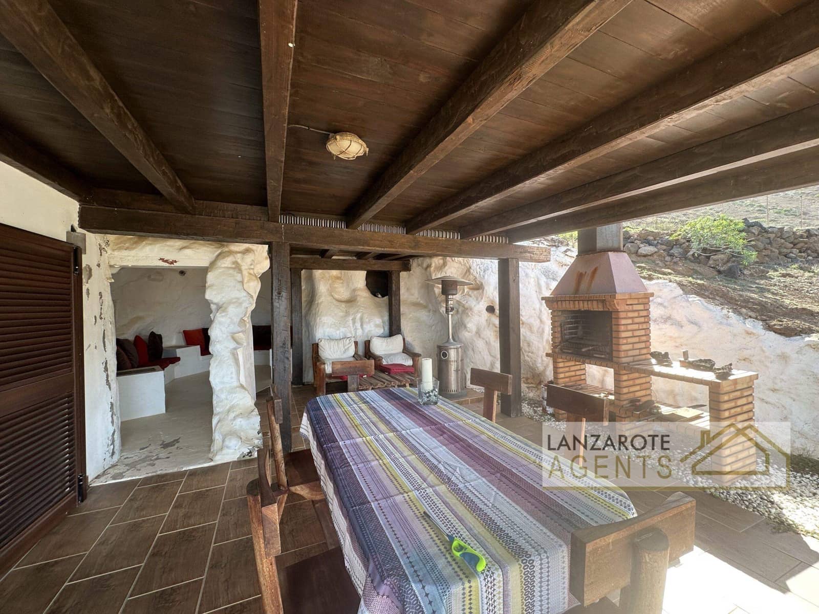 2 soveværelse Villa til salg i Tinajo - € 625.000 (Ref: 8735872)