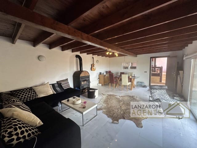 2 soveværelse Villa til salg i Tinajo - € 625.000 (Ref: 8735872)