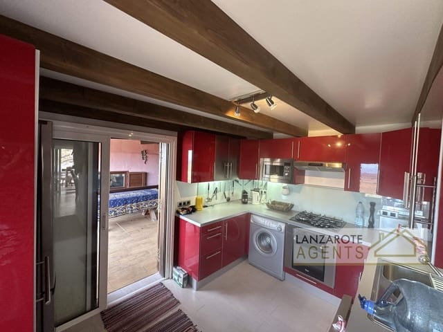 2 soveværelse Villa til salg i Tinajo - € 625.000 (Ref: 8735872)