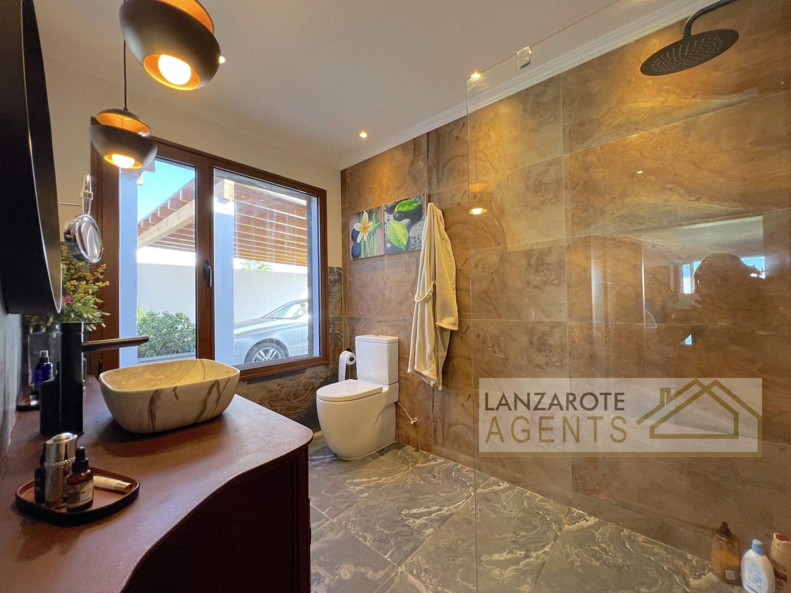 3 soveværelse Villa til salg i Playa Blanca med swimmingpool - € 715.000 (Ref: 8802499)