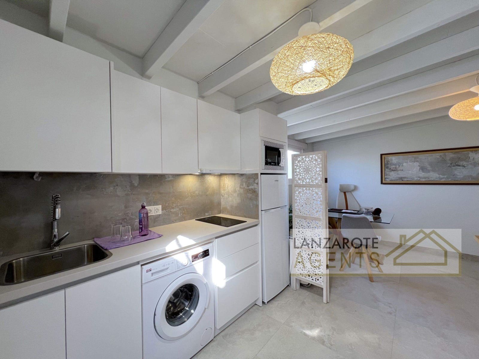 3 soveværelse Villa til salg i Playa Blanca med swimmingpool - € 715.000 (Ref: 8802499)