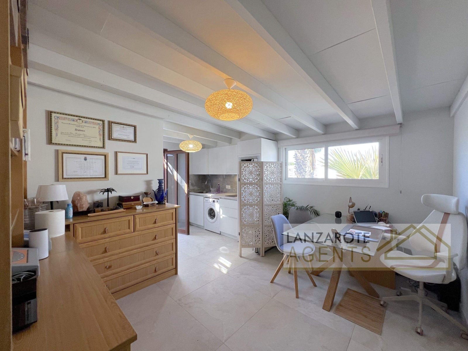 3 soveværelse Villa til salg i Playa Blanca med swimmingpool - € 715.000 (Ref: 8802499)