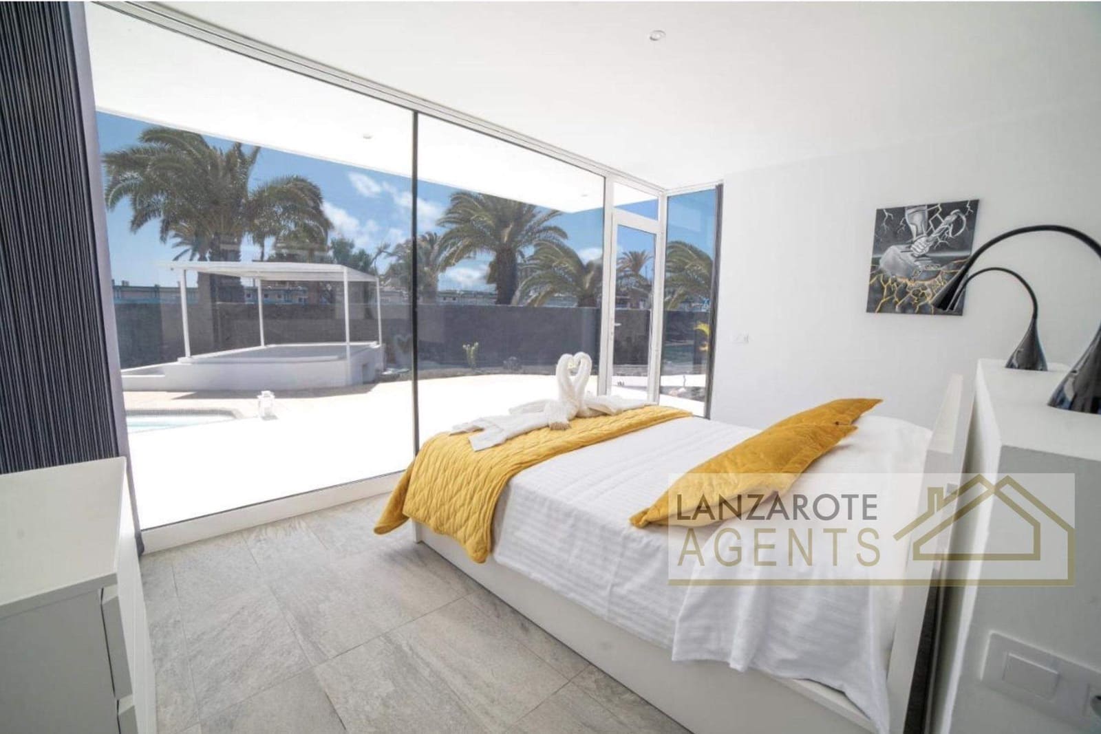 4 Zimmer Villa zu verkaufen in Playa Blanca - 1.350.000 € (Ref: 8813445)