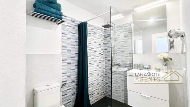 2 sypialnia Apartament na sprzedaż w Puerto del Carmen, Tías z basenem - 630 000 € (Ref: 8813446)