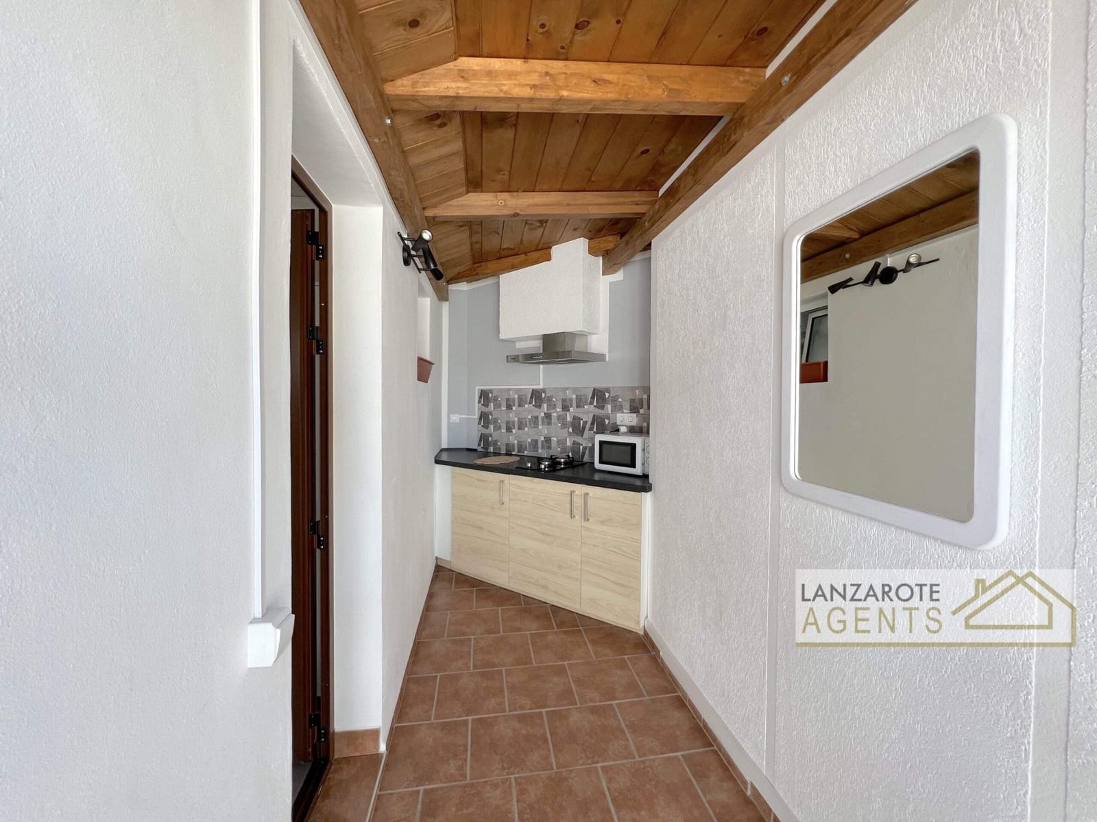 4 slaapkamer Halfvrijstaande villa te koop in Playa Blanca - € 529.000 (Ref: 8960893)