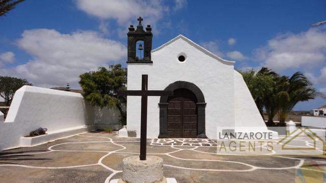 Grunde uden byggetilladelser til salg i Teguise - € 135.000 (Ref: 8977712)