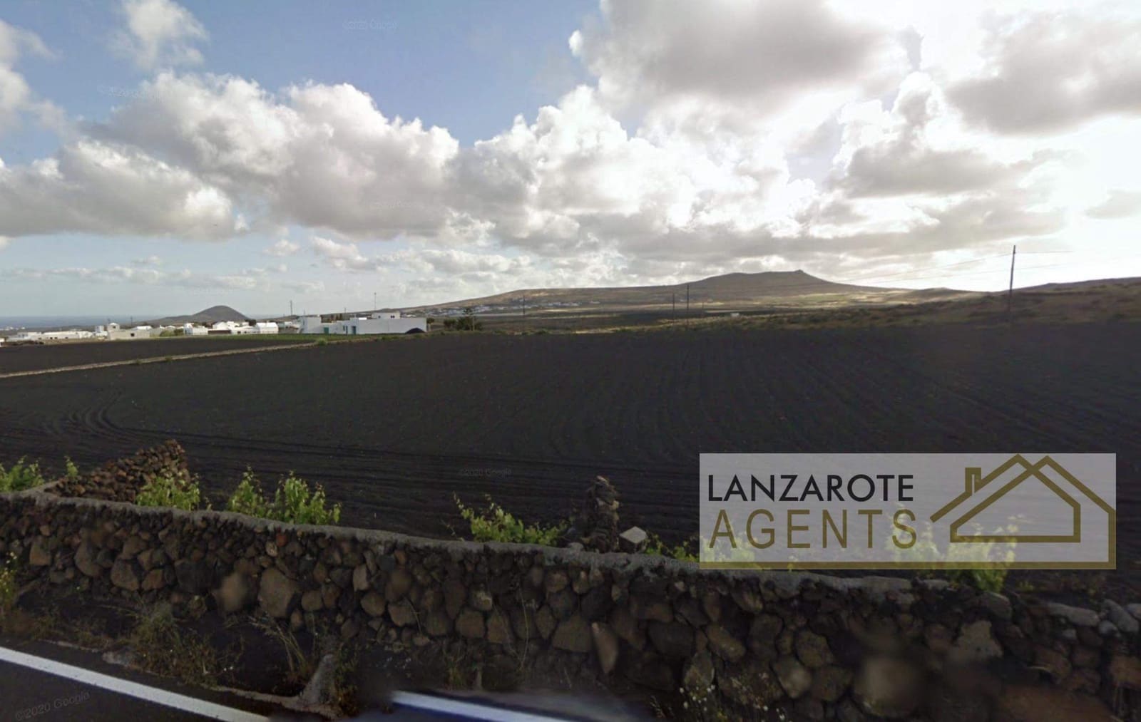 Grunde uden byggetilladelser til salg i Teguise - € 135.000 (Ref: 8977712)