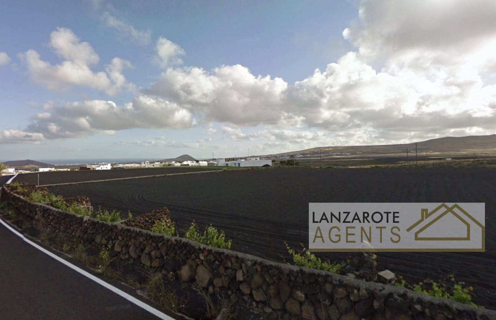 Grunde uden byggetilladelser til salg i Teguise - € 135.000 (Ref: 8977712)