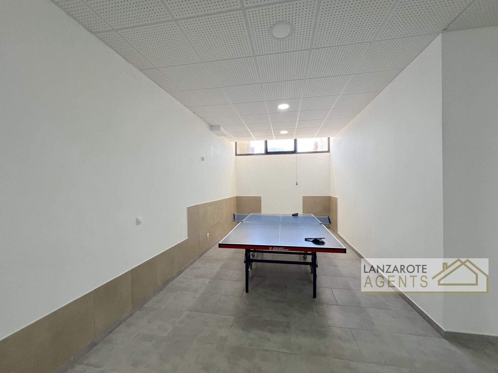 4 soveværelse Villa til salg i Playa Blanca med swimmingpool - € 575.000 (Ref: 8981837)