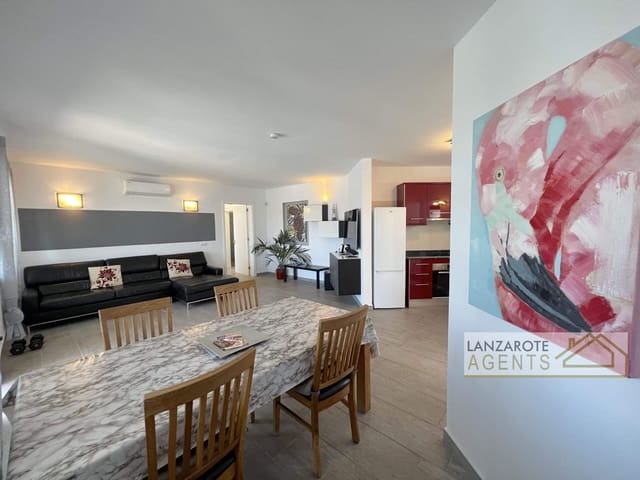 4 Zimmer Villa zu verkaufen in Playa Blanca, Yaiza mit Pool - 575.000 € (Ref: 8981837)