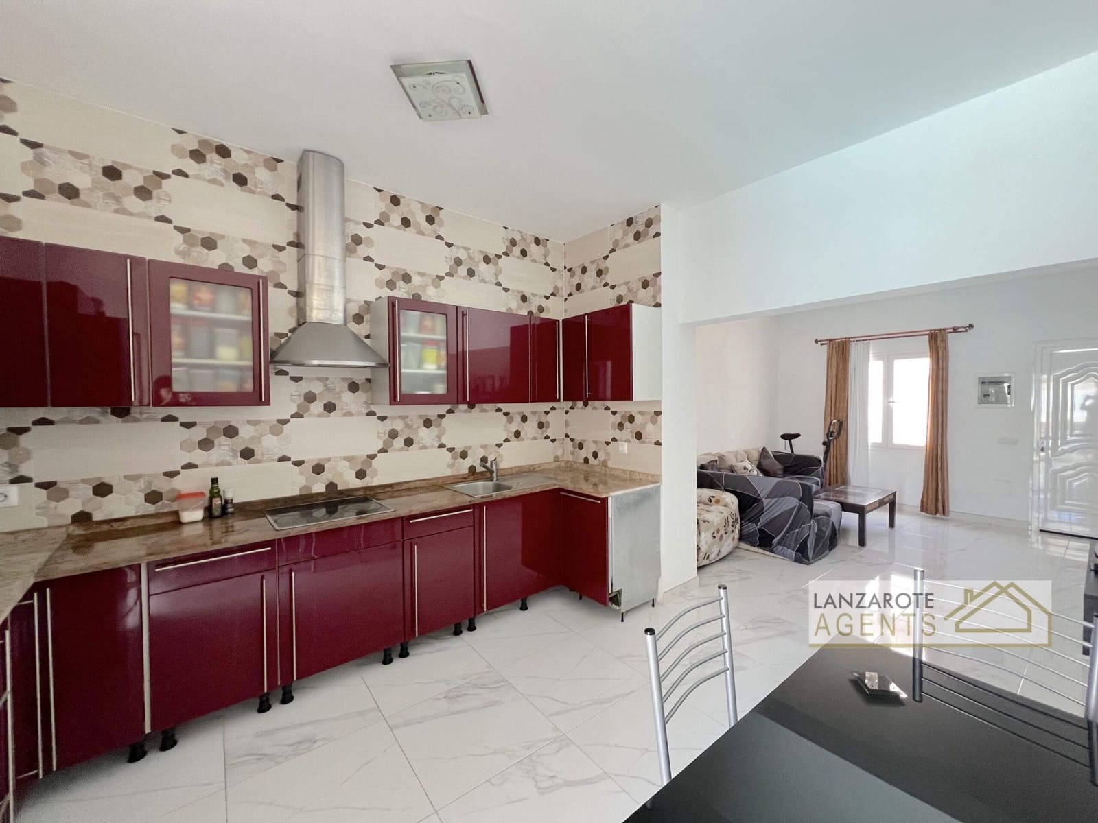 6 sypialnia Willa na sprzedaż w Playa Blanca z basenem - 645 000 € (Ref: 8997721)