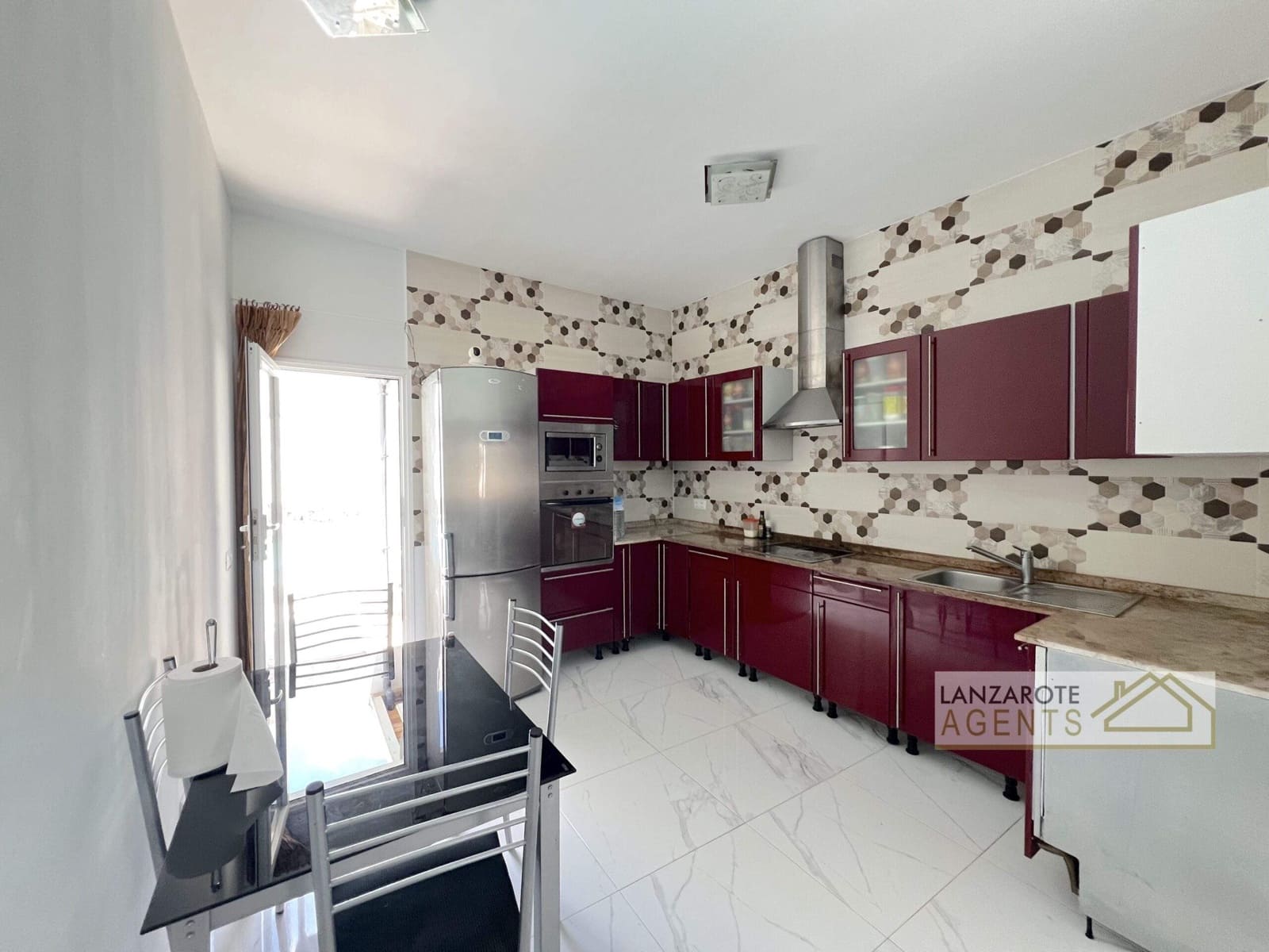 6 sypialnia Willa na sprzedaż w Playa Blanca z basenem - 645 000 € (Ref: 8997721)