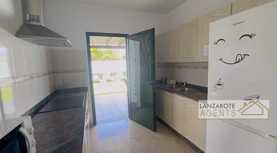 6 sypialnia Willa na sprzedaż w Playa Blanca z basenem - 645 000 € (Ref: 8997721)