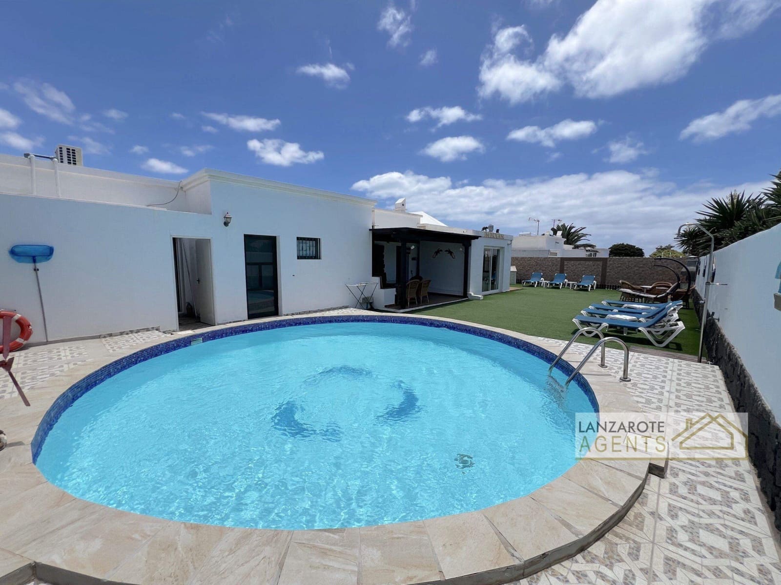 6 sypialnia Willa na sprzedaż w Playa Blanca z basenem - 645 000 € (Ref: 8997721)