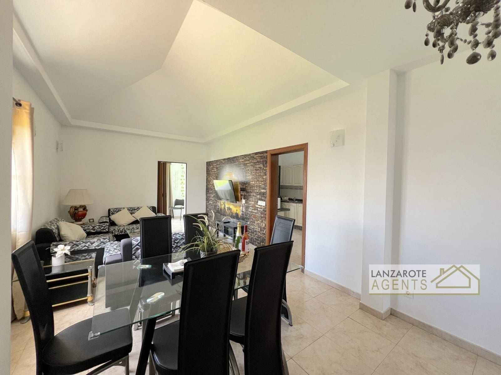 6 sypialnia Willa na sprzedaż w Playa Blanca z basenem - 645 000 € (Ref: 8997721)