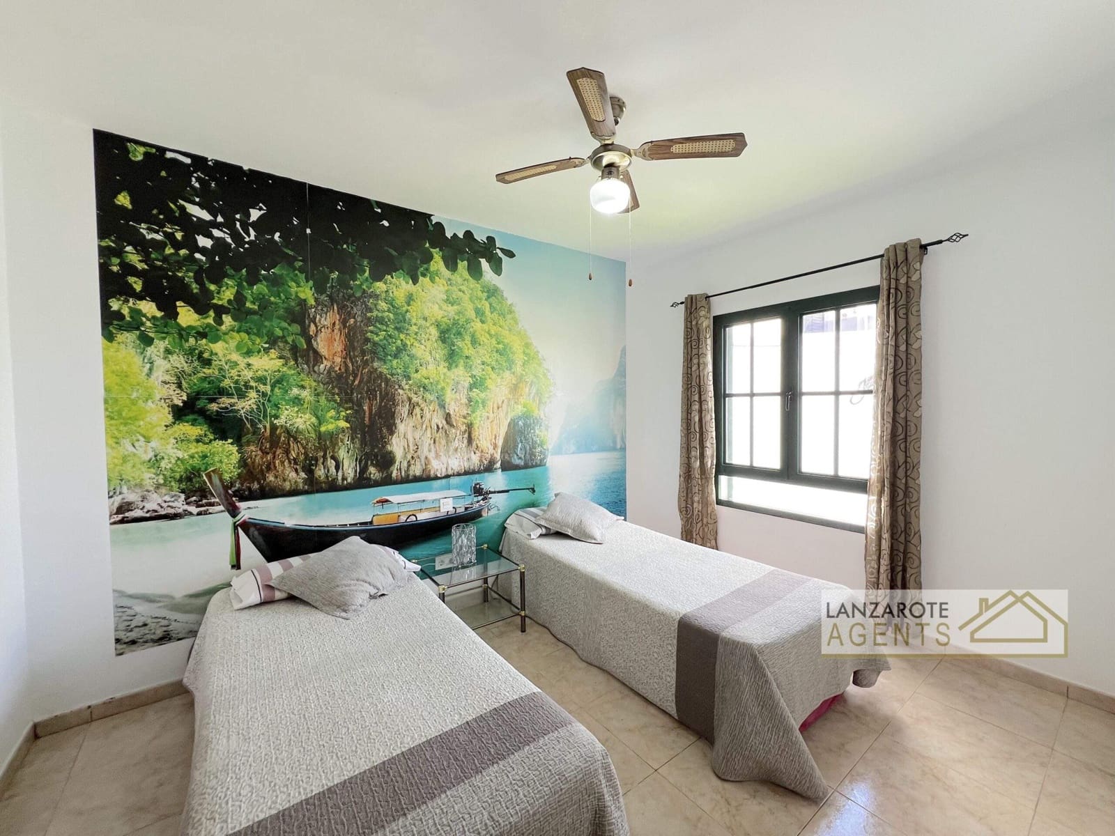 6 sypialnia Willa na sprzedaż w Playa Blanca z basenem - 645 000 € (Ref: 8997721)