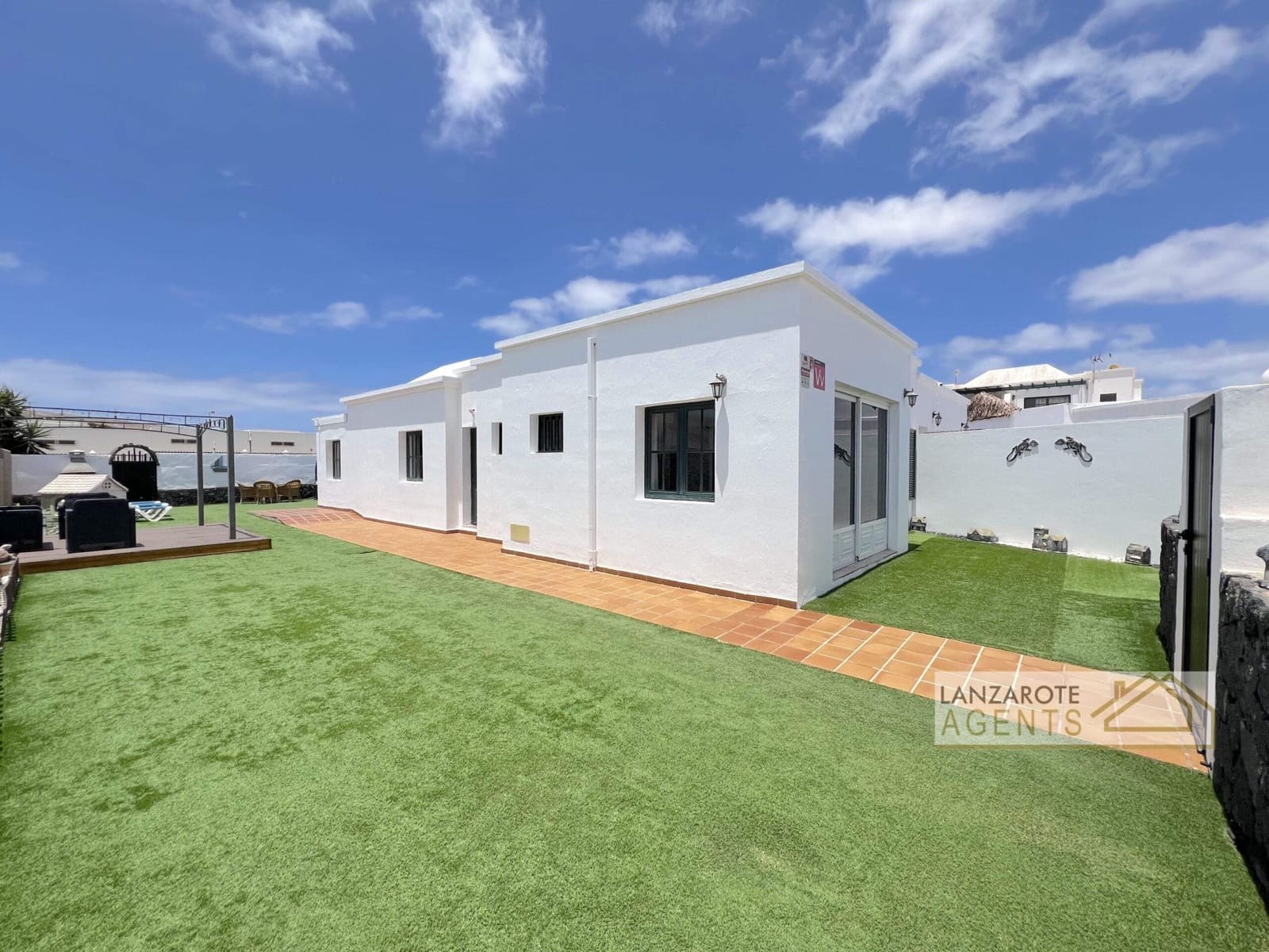 6 sypialnia Willa na sprzedaż w Playa Blanca z basenem - 645 000 € (Ref: 8997721)