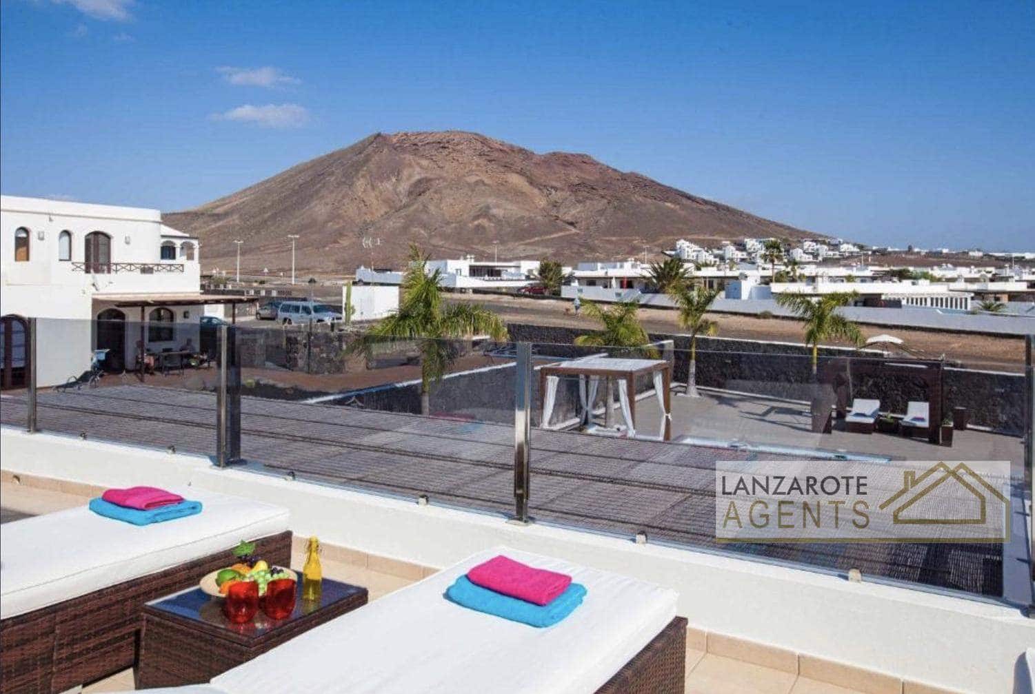 4 quarto Moradia para venda em Playa Blanca - 669 500 € (Ref: 9103590)