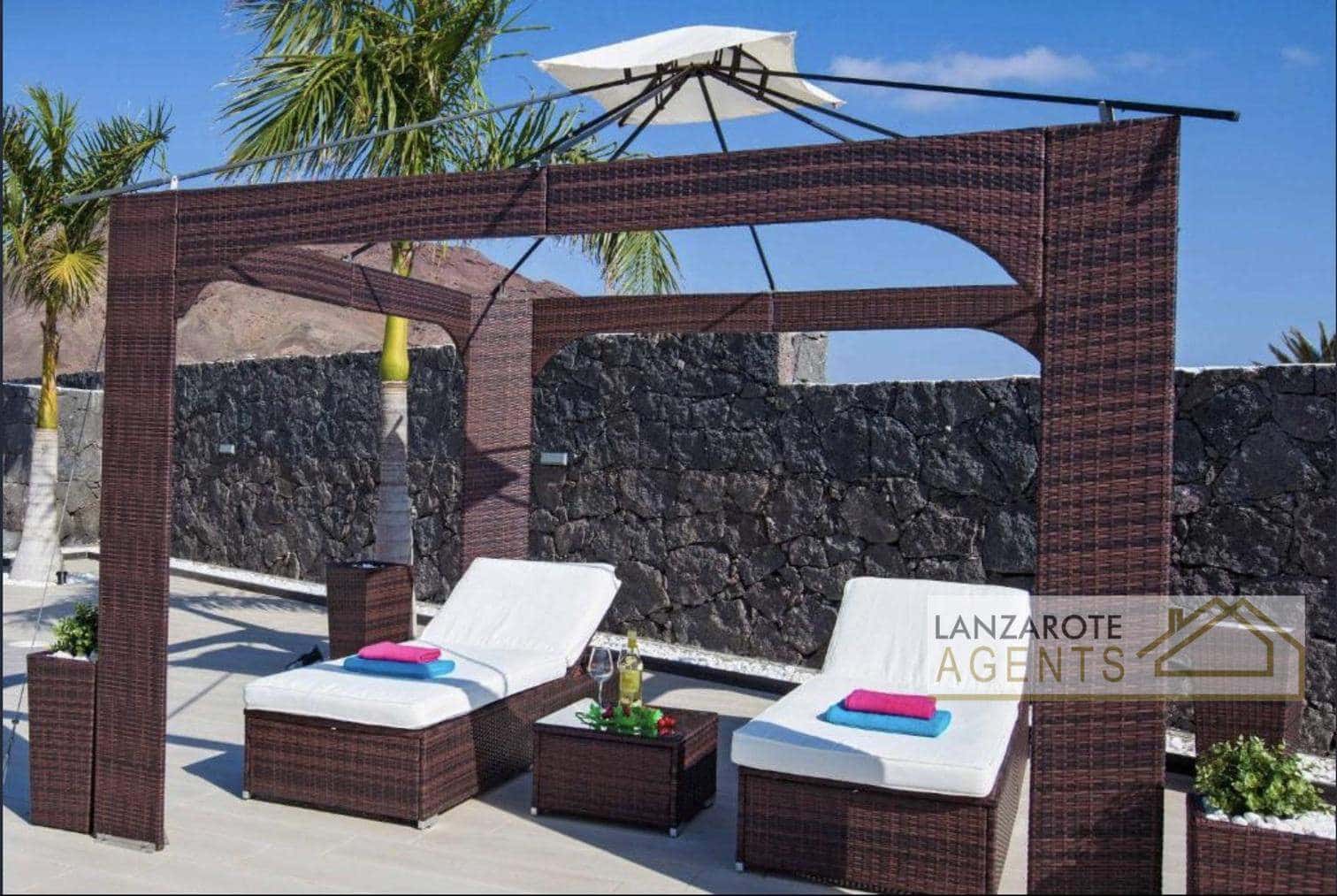 4 quarto Moradia para venda em Playa Blanca - 669 500 € (Ref: 9103590)