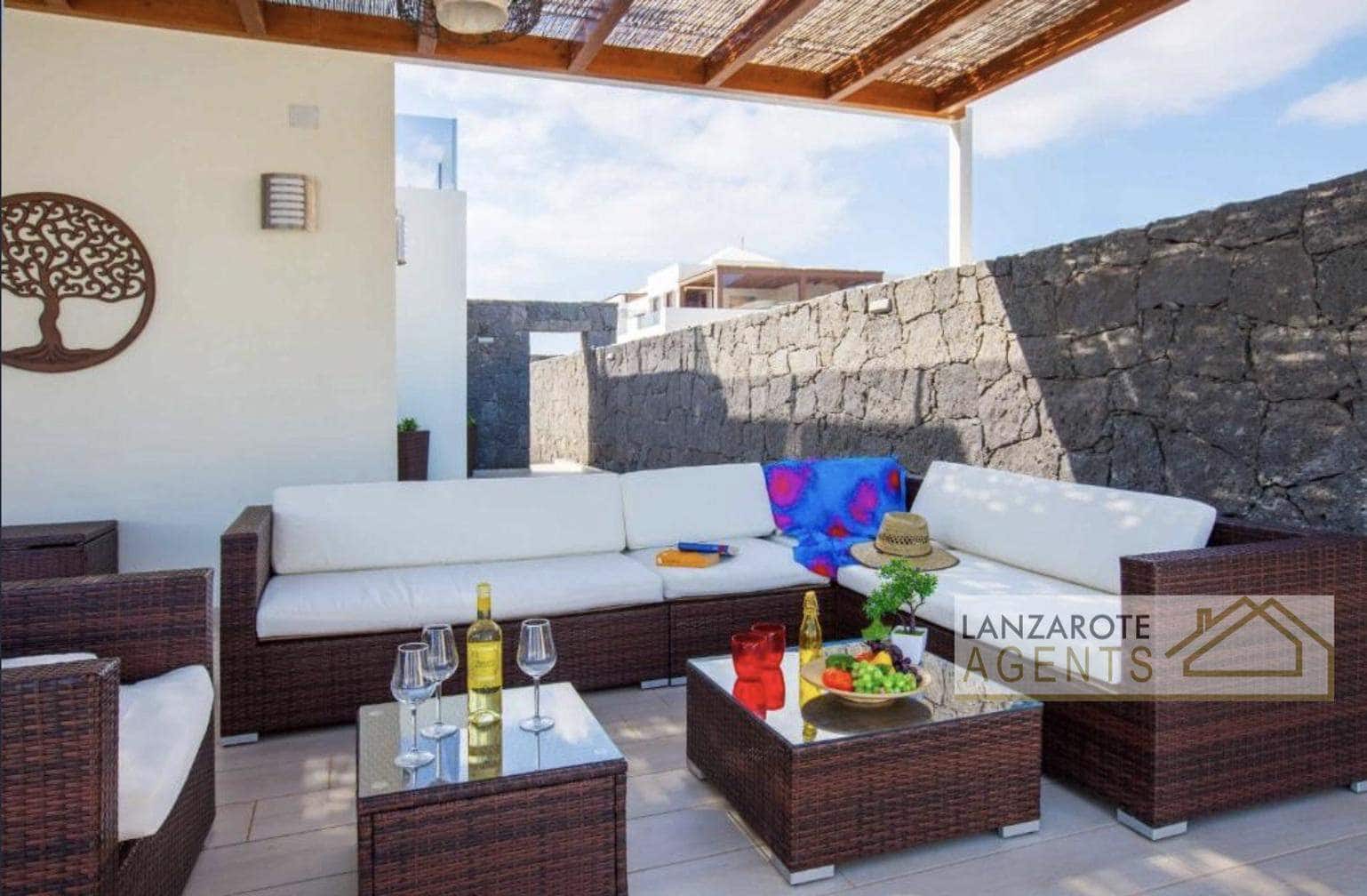 4 quarto Moradia para venda em Playa Blanca - 669 500 € (Ref: 9103590)