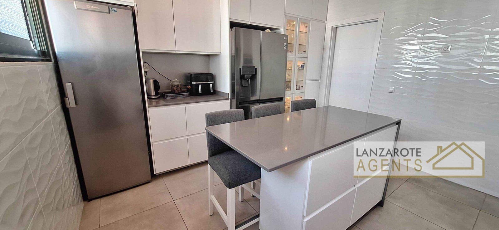 3 soveværelse Rækkehus til salg i Playa Blanca - € 275.000 (Ref: 9172193)