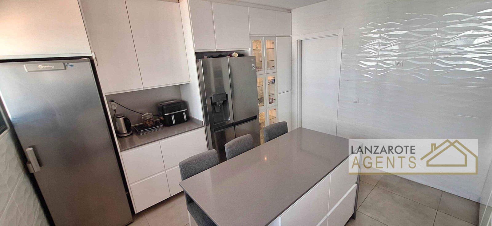 3 soveværelse Rækkehus til salg i Playa Blanca - € 275.000 (Ref: 9172193)