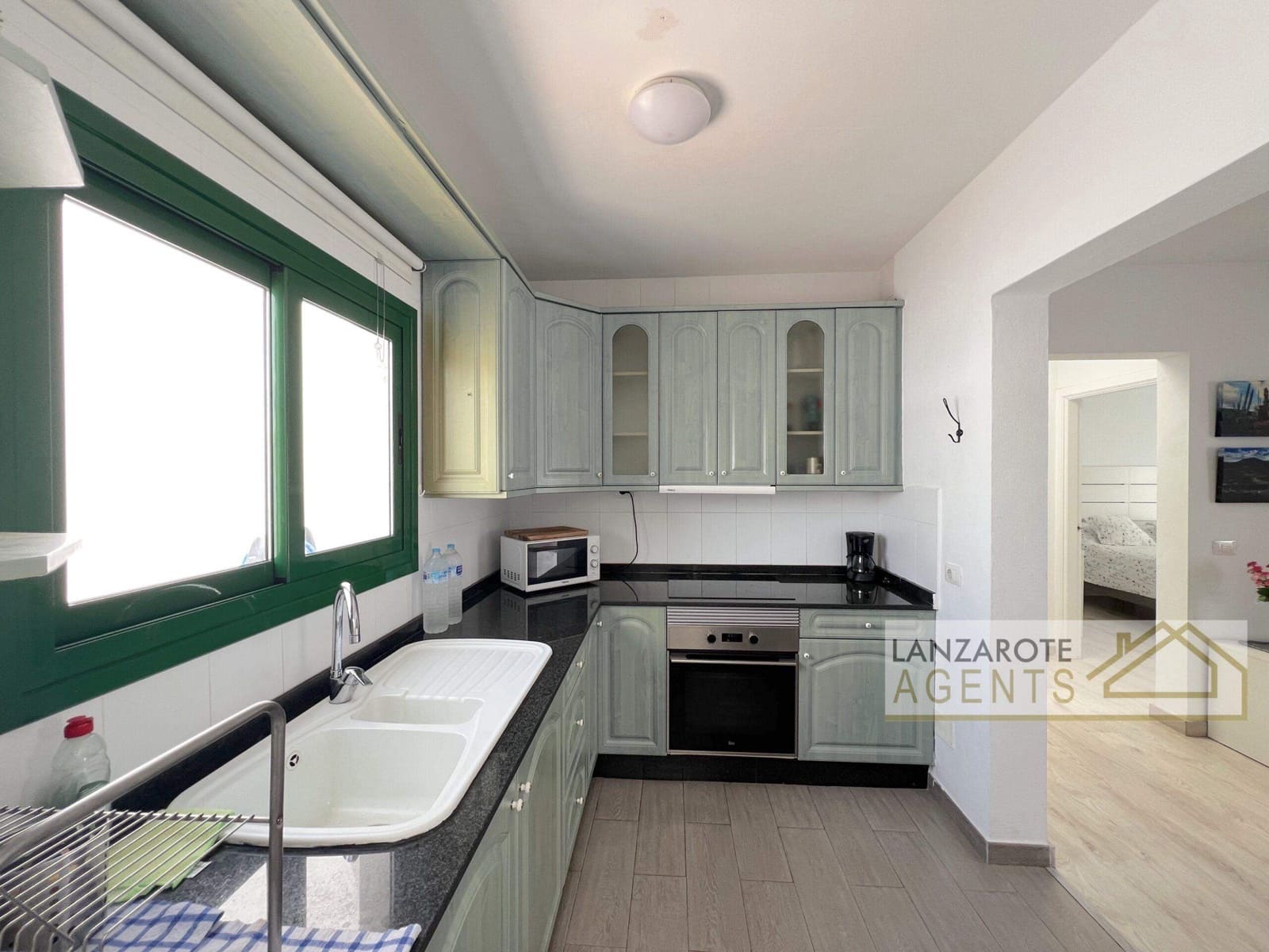 2 slaapkamer Villa te koop in Playa Blanca - € 415.000 (Ref: 9176974)