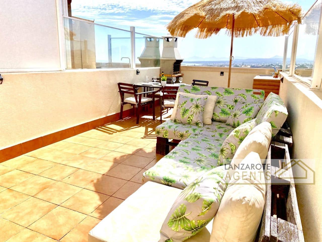 2 soverom Leilighet til salgs i Arrecife med garasje - € 295 000 (Ref: 9186023)