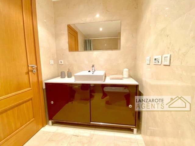 2 sypialnia Apartament na sprzedaż w Arrecife z garażem - 295 000 € (Ref: 9186023)