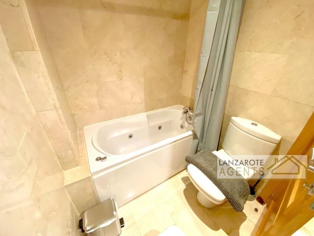 2 sypialnia Apartament na sprzedaż w Arrecife z garażem - 295 000 € (Ref: 9186023)