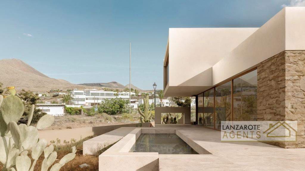 3 soverom Villa til salgs i Las Brenas med svømmebasseng - € 195 000 (Ref: 9241177)